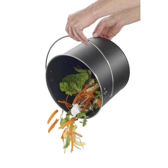 seau compost avec biodéchets