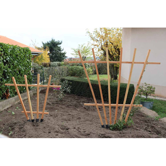 Treillage en bois pour plantes grimpantes