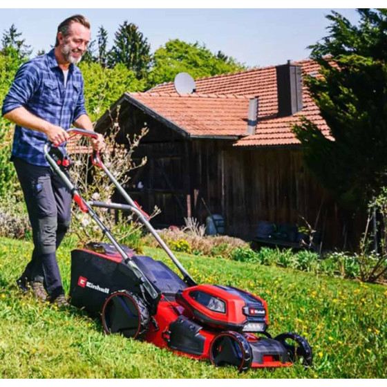 Tondeuse sans fil surface jusqu'à 700 m²