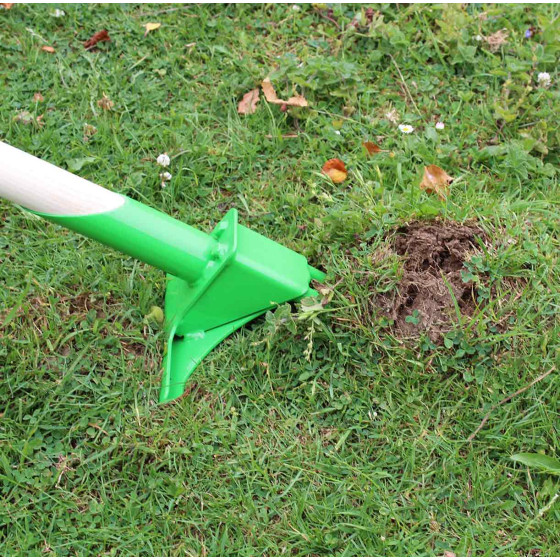 Arrache chardon desherbeur manuel