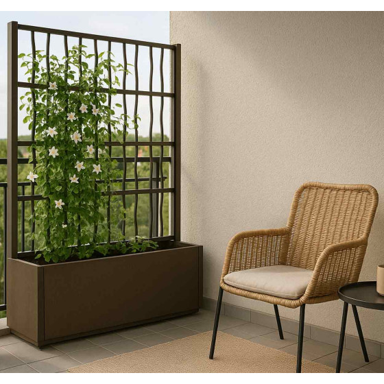 Jardinière avec treillis