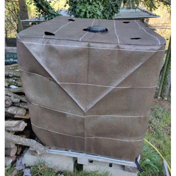 bache cuve 1000 L anti UV et camouflage cuve IBC