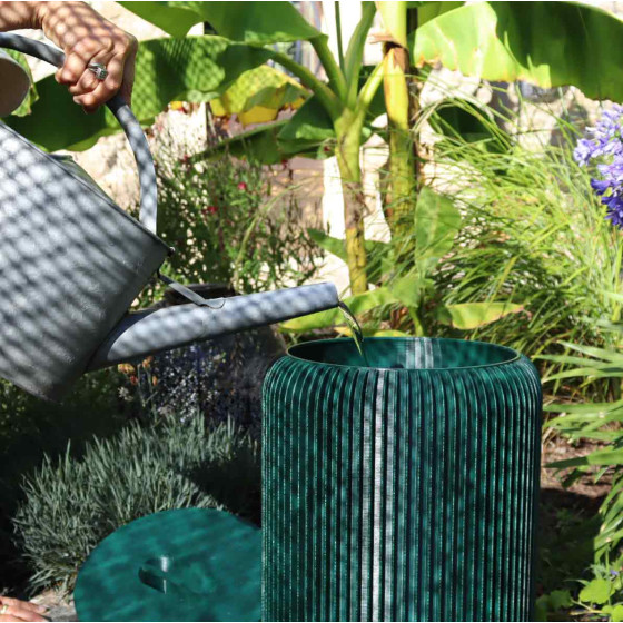 Réserve d'eau design et moderne