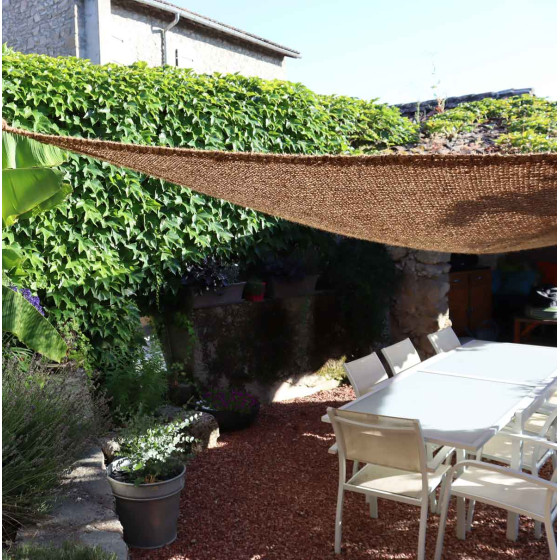 voile ombrage triangulaire a suspendre