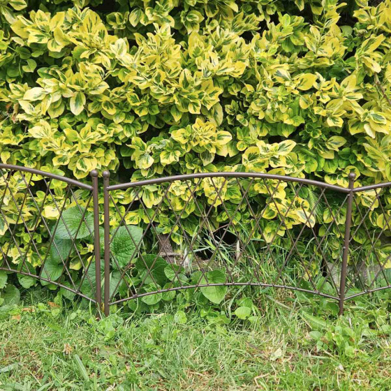 bordure decorative en fer