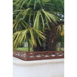 une belle courbe avec cette bordure de jardin