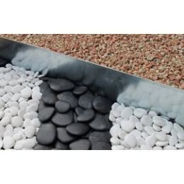 bordure acier galvanisé pour délimiter pelouse