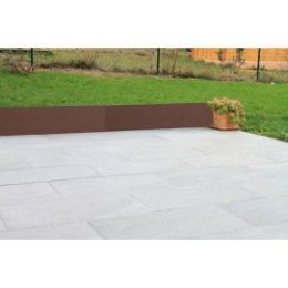 Belle bordure de jardin en acier fer vieilli