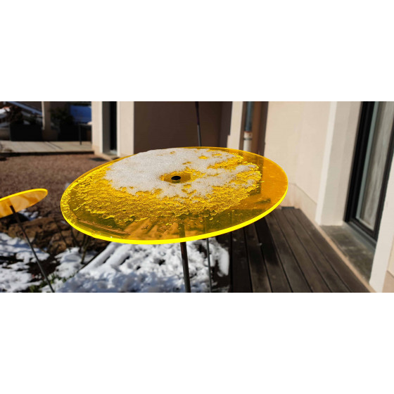 Neige sur attrape soleil jaune