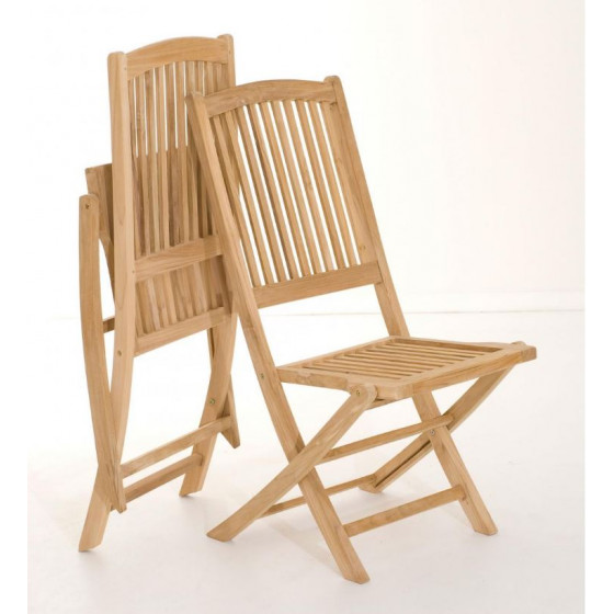 Table en teck extensible ovale et 8 chaises de jardin en teck