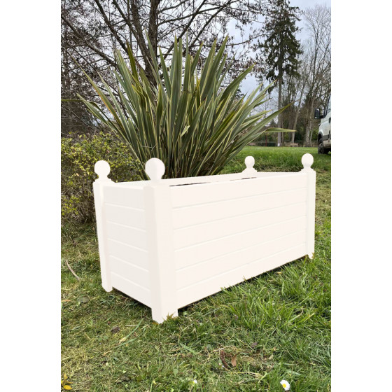 Jardinière en châtaignier blanc